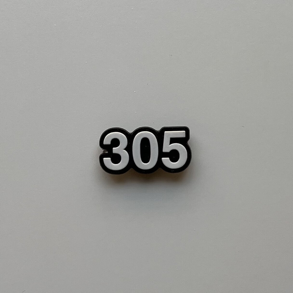 305