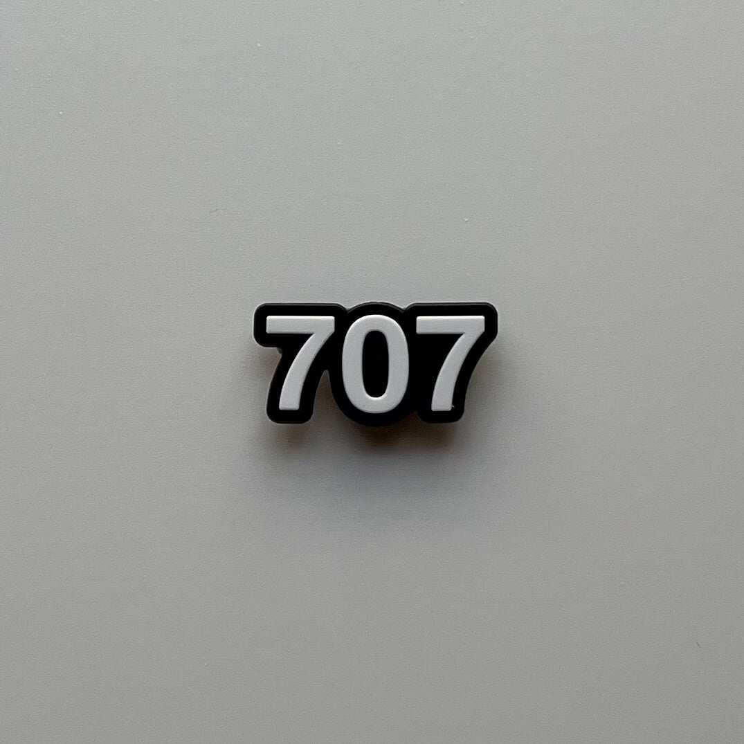 707
